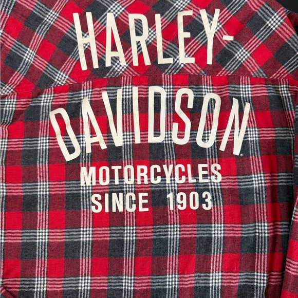 Harley-Davidson Red and Black Plaid Casual Shirt - Picture 6 of 6